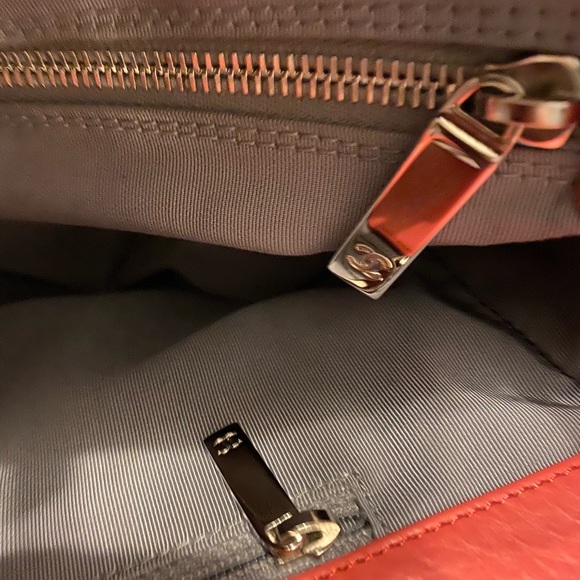 Sold on FB Chanel executive tote - Picture 10 of 13